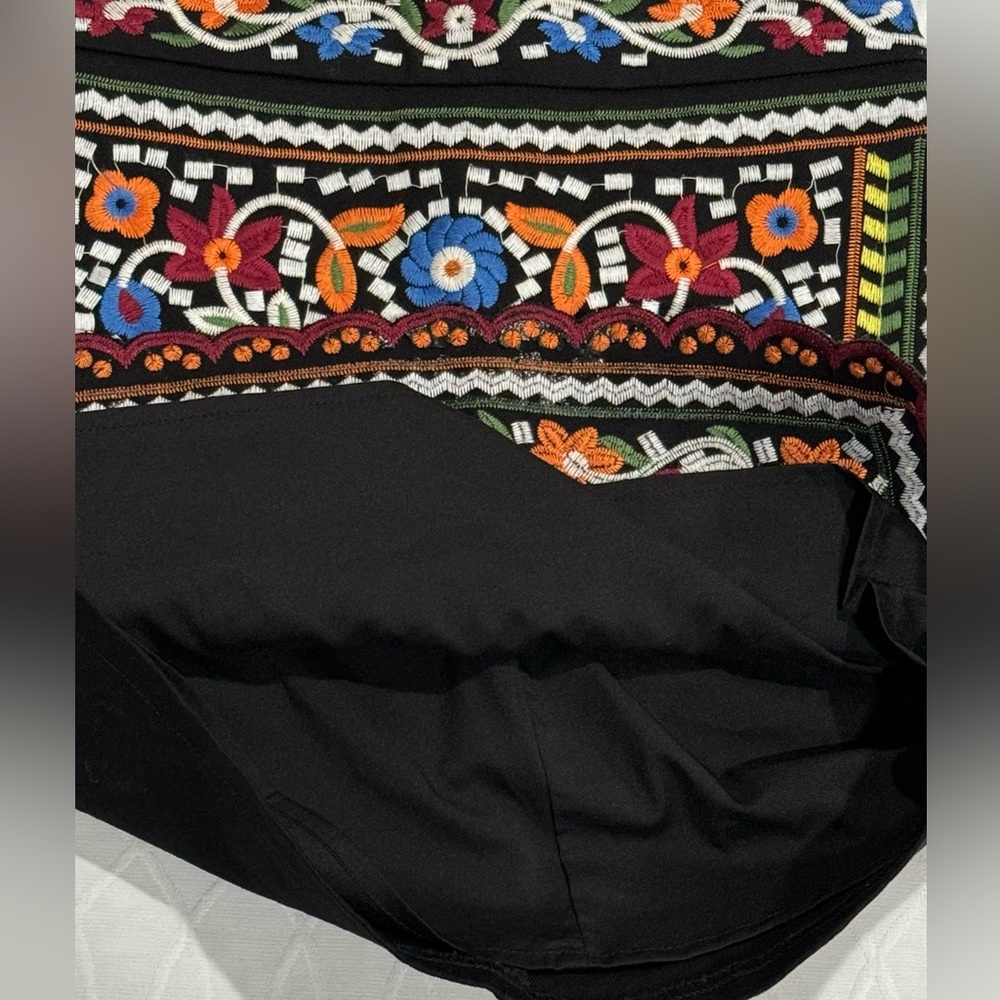 Lulus Don't Stop the Party Black Embroidered Mini Skirt Size Small - Picture 10 of 11